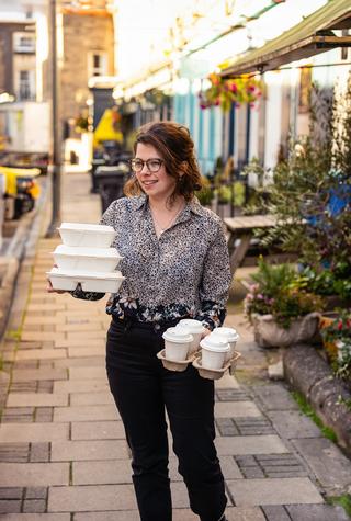 9" x 6" Large Bagasse Clamshell (200) - main image